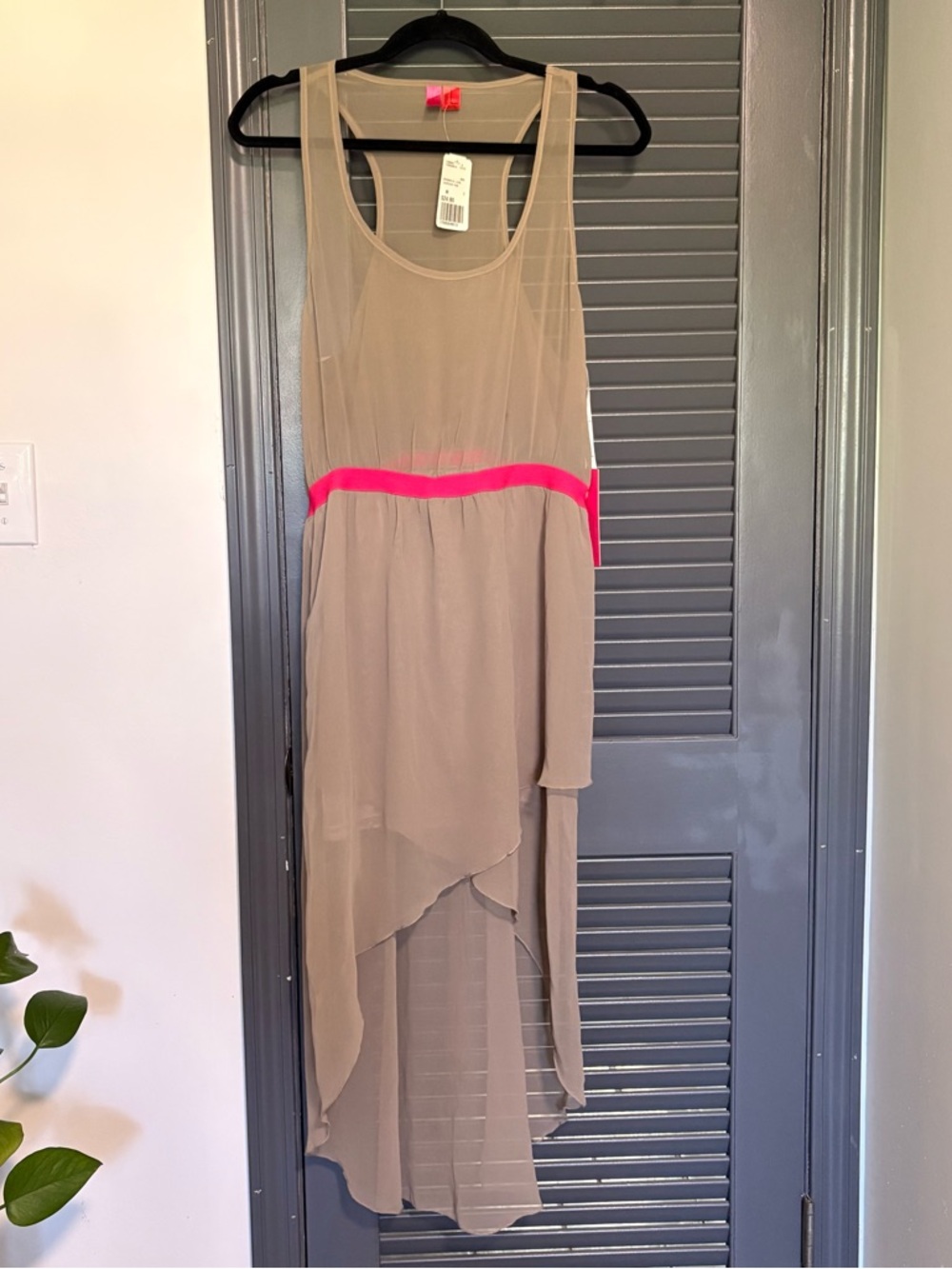 NWT Forever 21 Taupe High-Low Sleeveless Dress with Bright Pink Waist